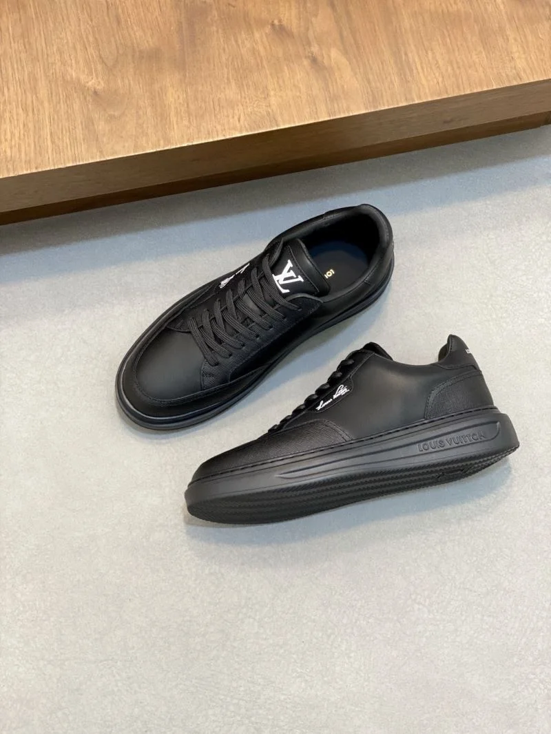 Durable Louis Vuitton Low Shoes 32803