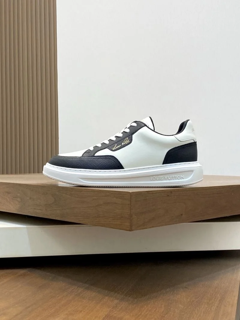 SoftTouch Louis Vuitton Low Shoes 32795