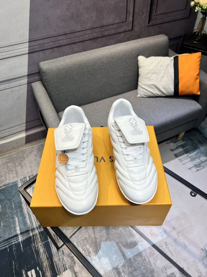 Sustainable Louis Vuitton Low Shoes 32824