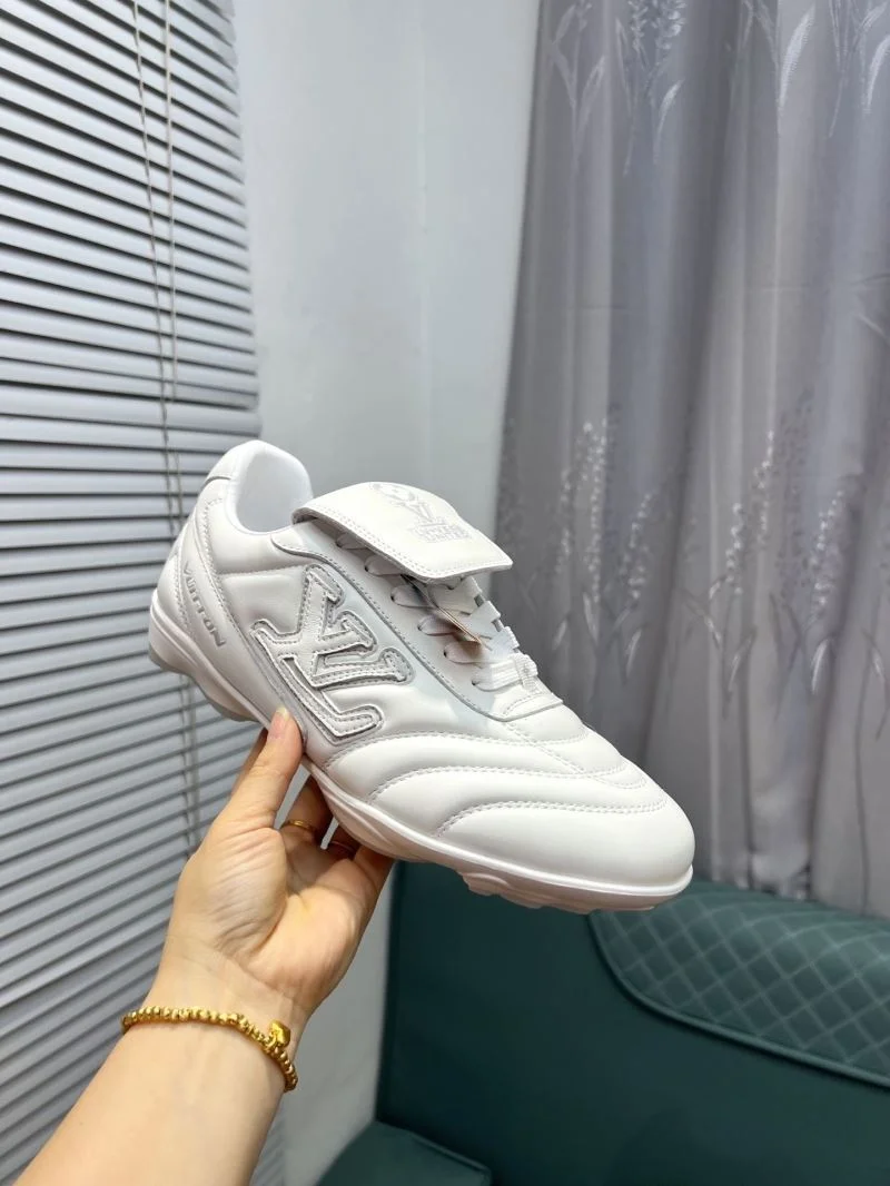 Sustainable Louis Vuitton Low Shoes 32824