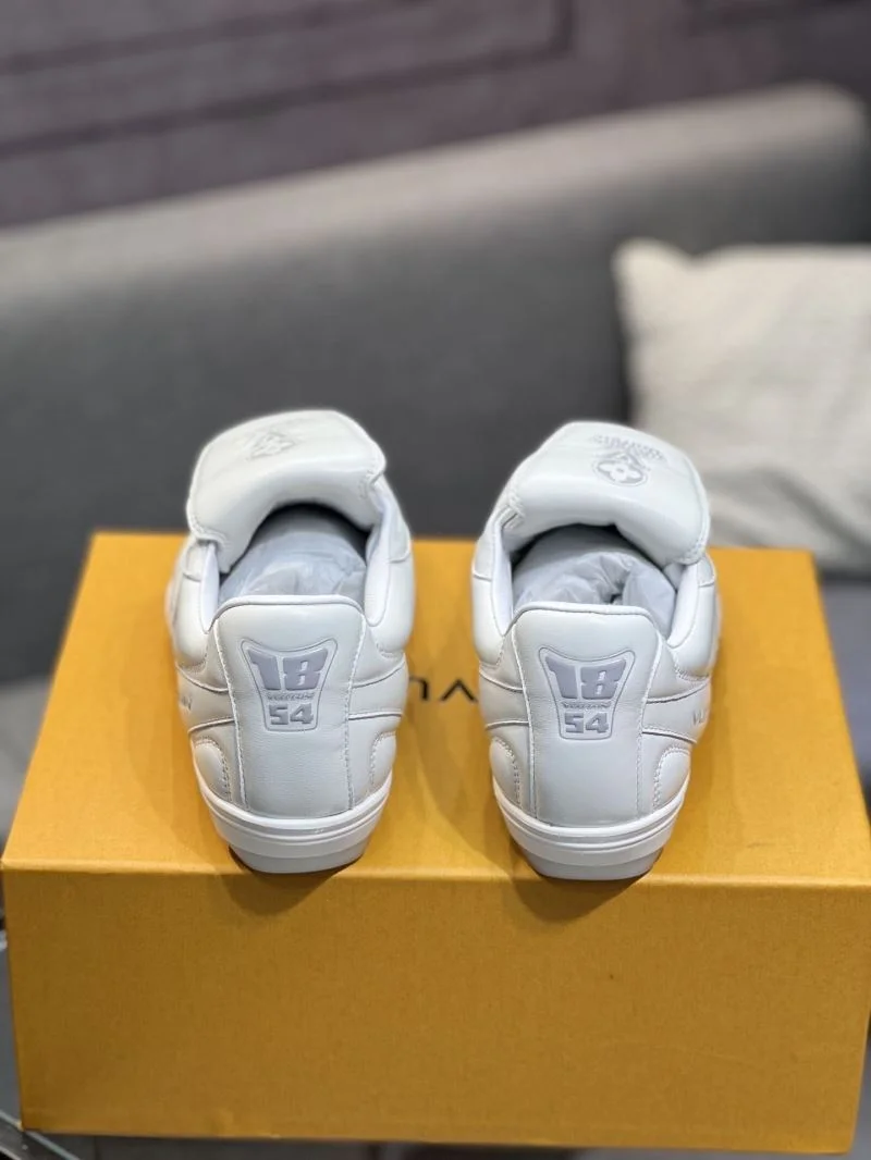 Sustainable Louis Vuitton Low Shoes 32824