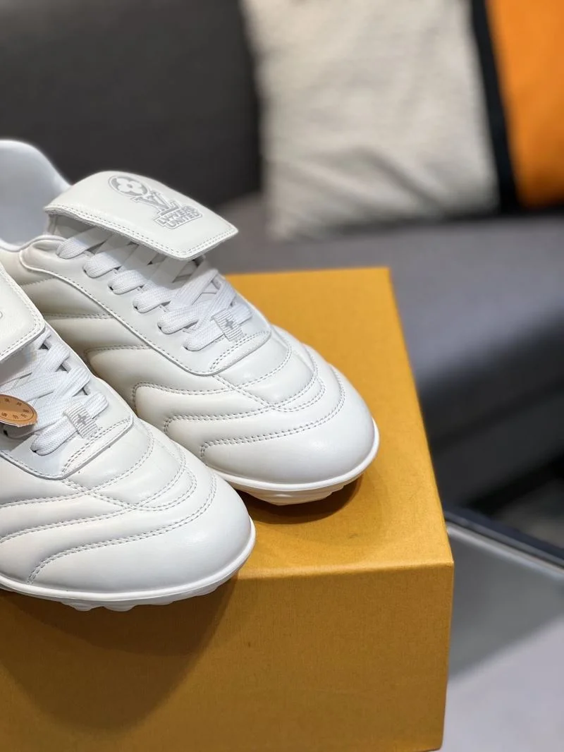 Sustainable Louis Vuitton Low Shoes 32824