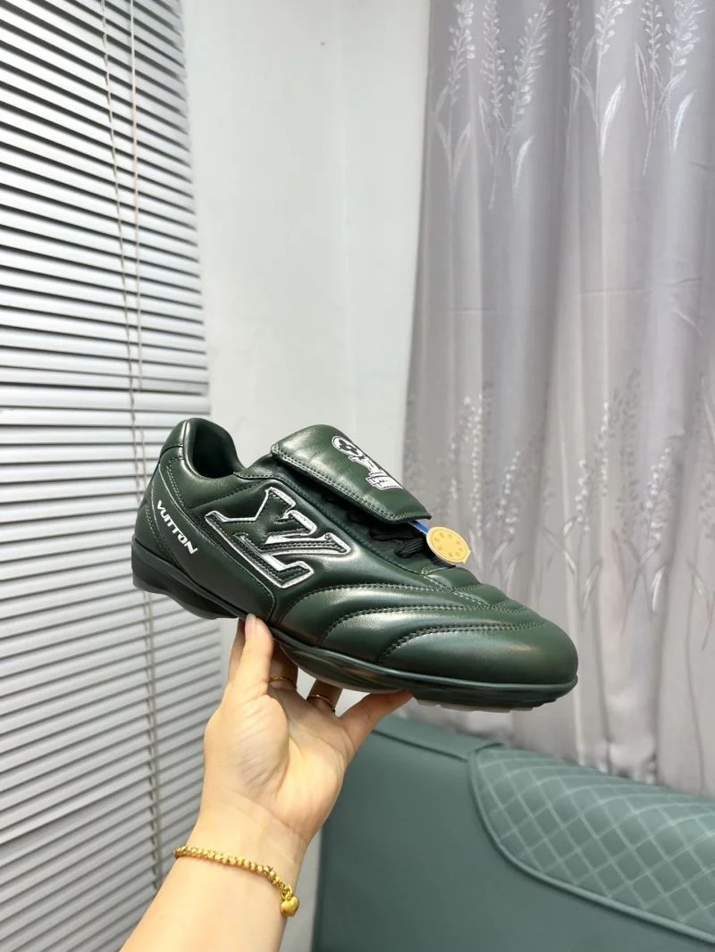 Premium Louis Vuitton Low Shoes 32825