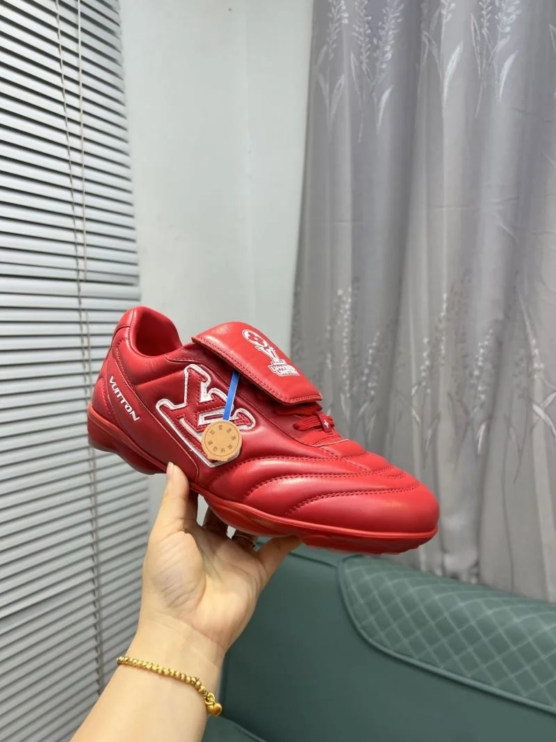 Comfortable Louis Vuitton Low Shoes 32800