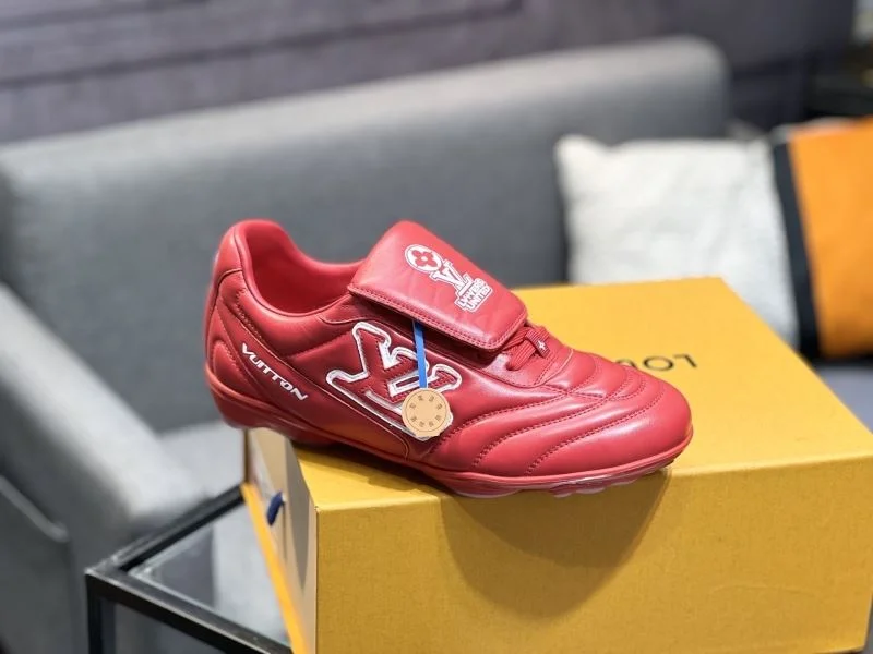 Comfortable Louis Vuitton Low Shoes 32800