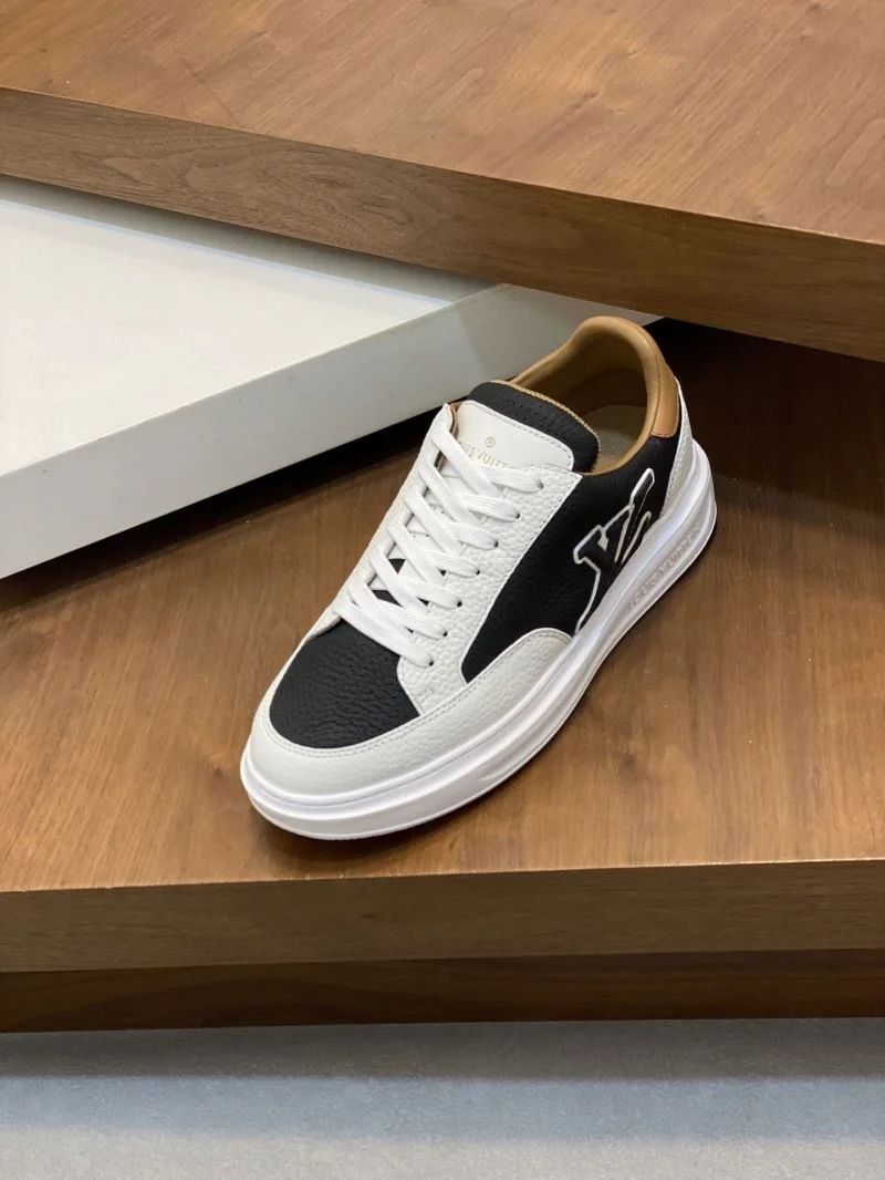 Unisex Louis Vuitton Low Shoes 32794