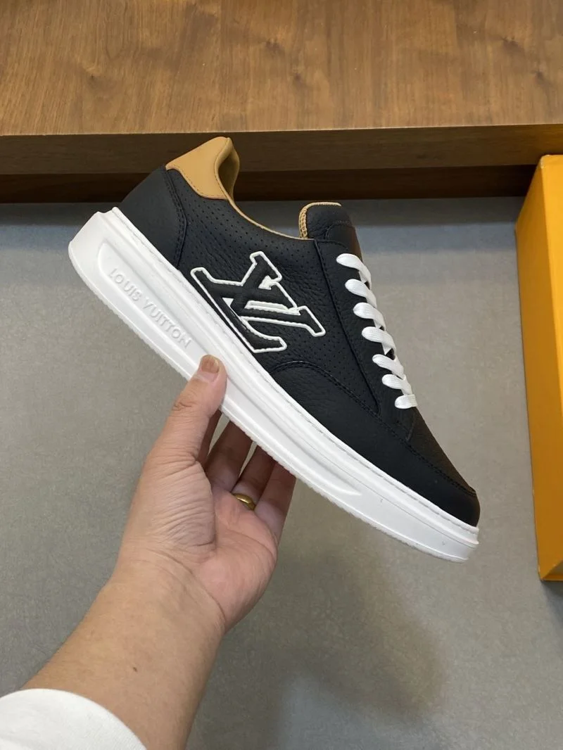 Louis Vuitton Low Shoes TimelessDesign 32790