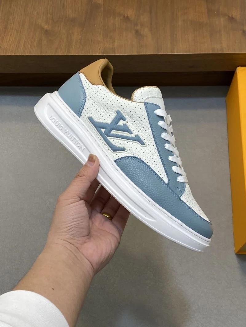 Louis Vuitton Low Shoes Resilient 32798