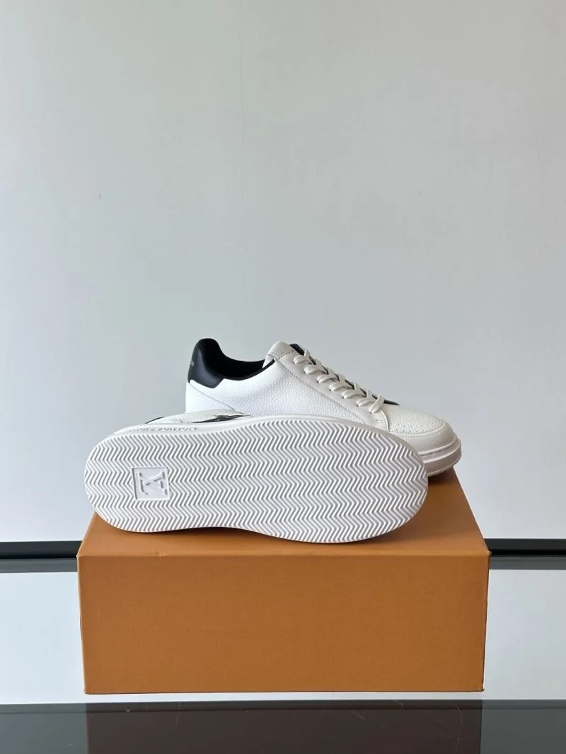Louis Vuitton Low Shoes Seasonal 32788