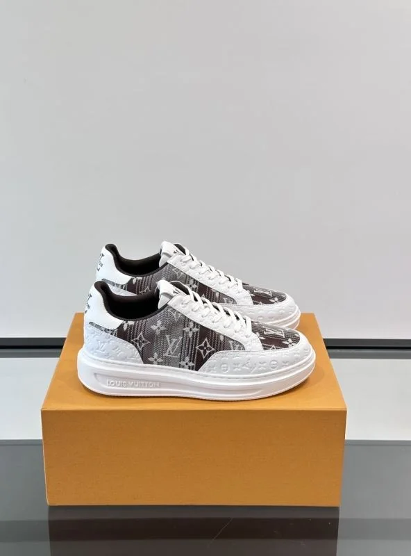 Louis Vuitton Low Shoes Unique 32767