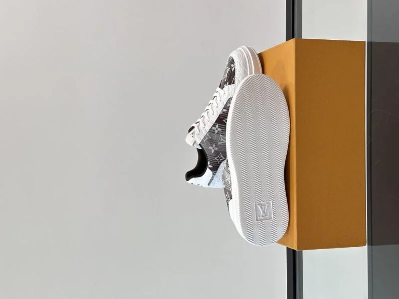 Louis Vuitton Low Shoes Unique 32767