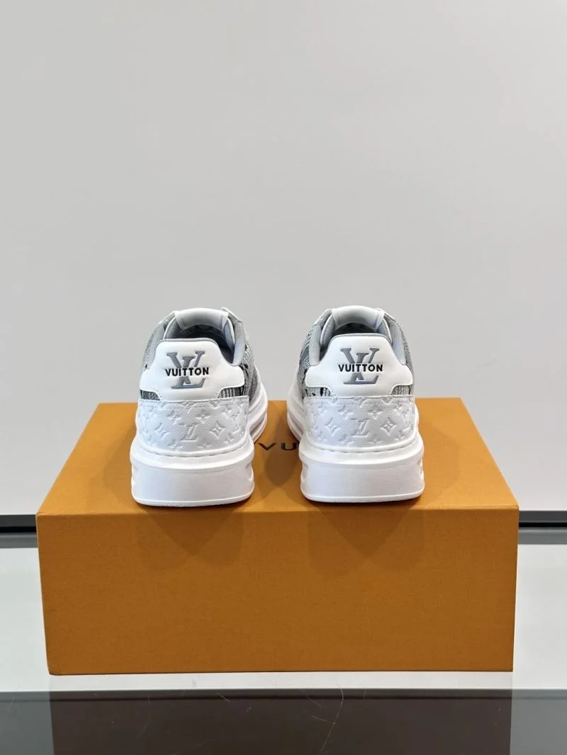 Stretchable Louis Vuitton Low Shoes 32761