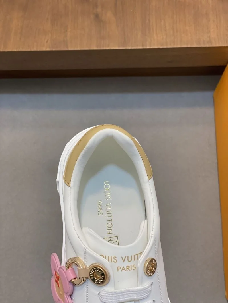 Louis Vuitton Low Shoes Resilient 32782