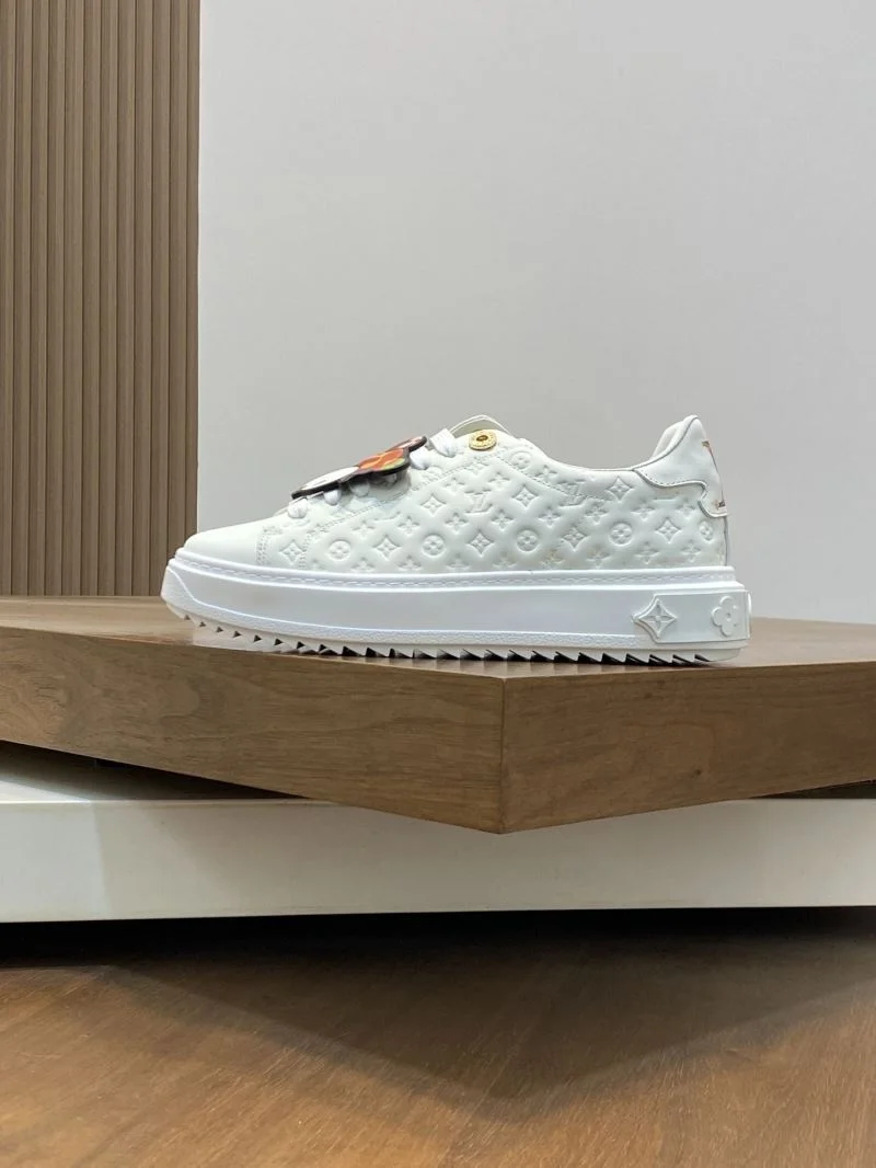 Louis Vuitton Low Shoes Comfortable 32784