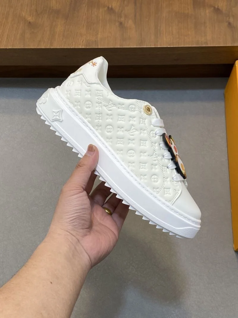 Louis Vuitton Low Shoes Comfortable 32784