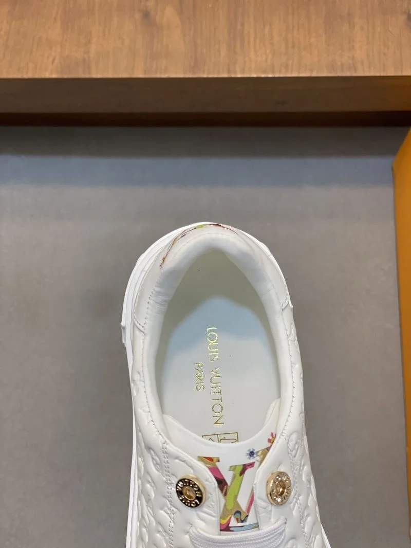 Louis Vuitton Low Shoes Comfortable 32784