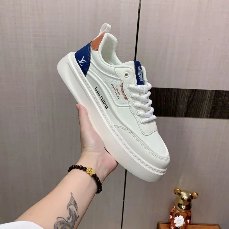 Original Louis Vuitton Low Shoes 32781
