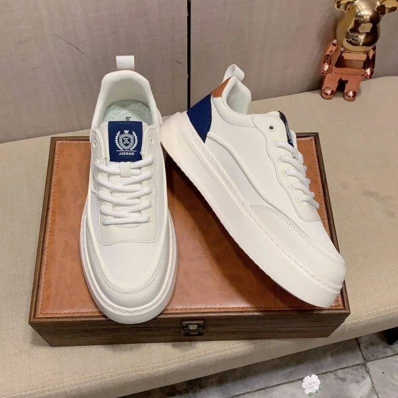 Original Louis Vuitton Low Shoes 32781