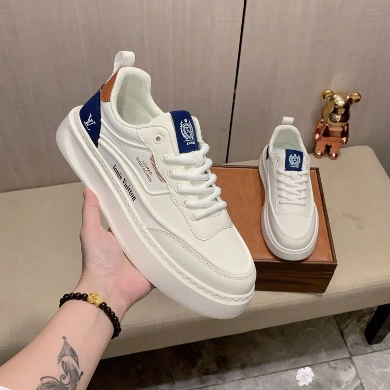 Original Louis Vuitton Low Shoes 32781