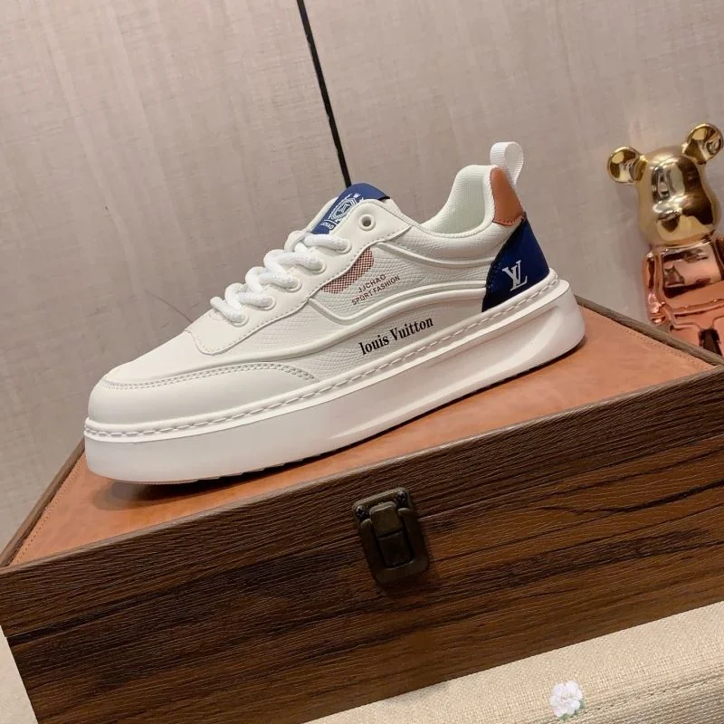 Original Louis Vuitton Low Shoes 32781