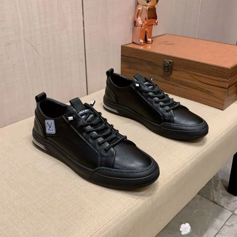 Louis Vuitton Low Shoes Youthful 32763