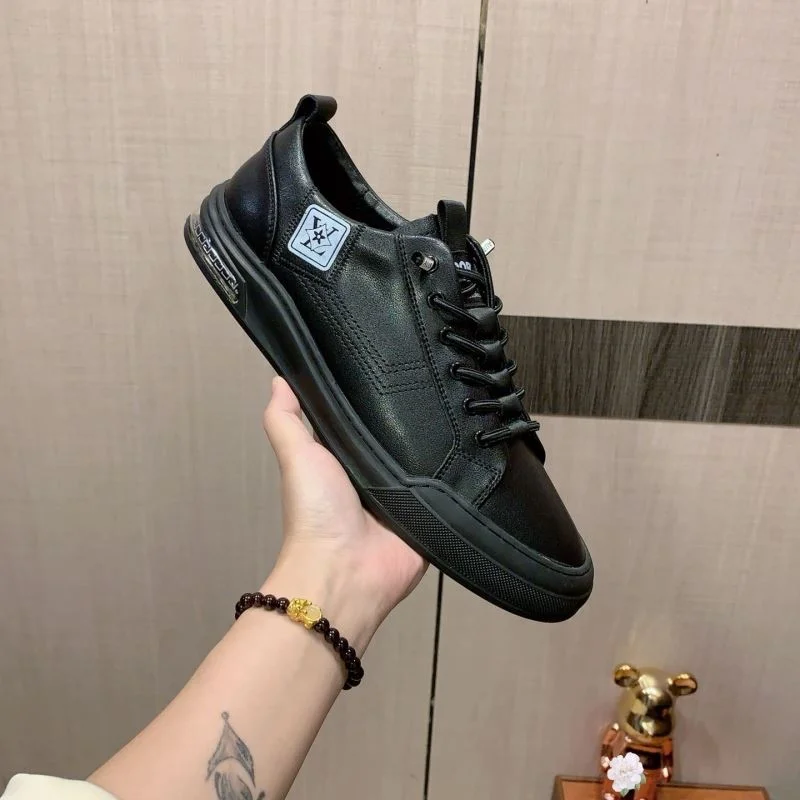 Louis Vuitton Low Shoes Youthful 32763
