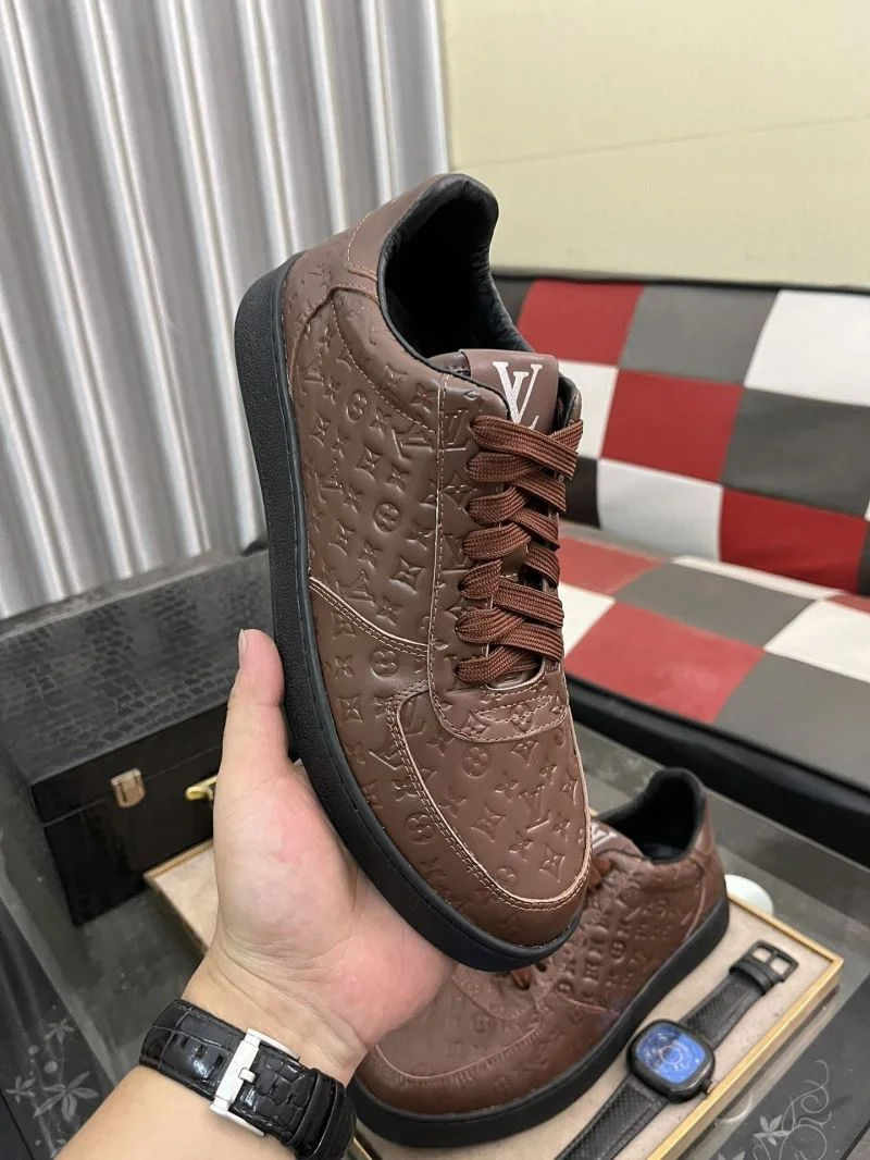 Louis Vuitton Low Shoes MoistureWicking 32777