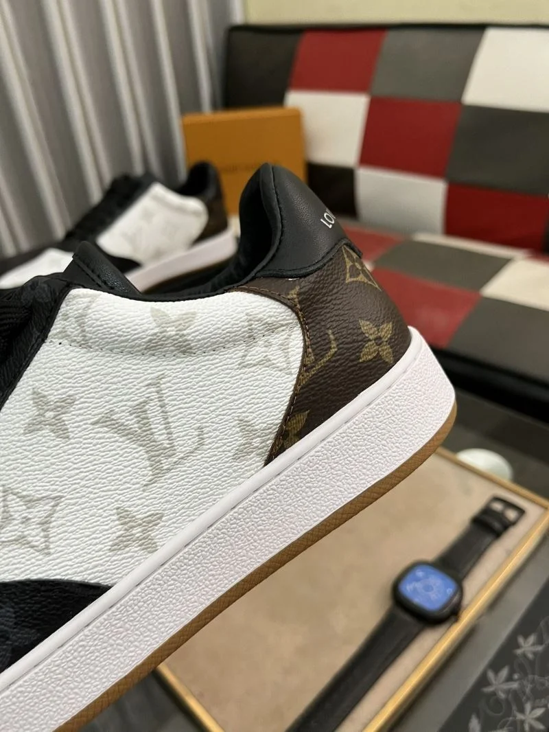 Louis Vuitton Low Shoes Comfortable 32773
