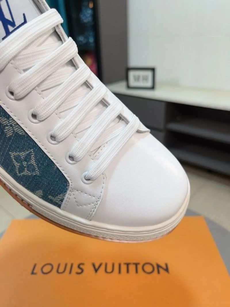 Elegant Louis Vuitton Low Shoes 32771