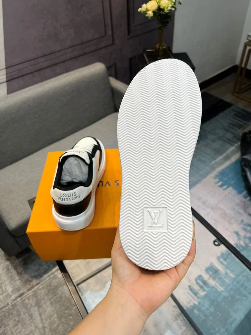 Louis Vuitton Low Shoes EasyCare 32769