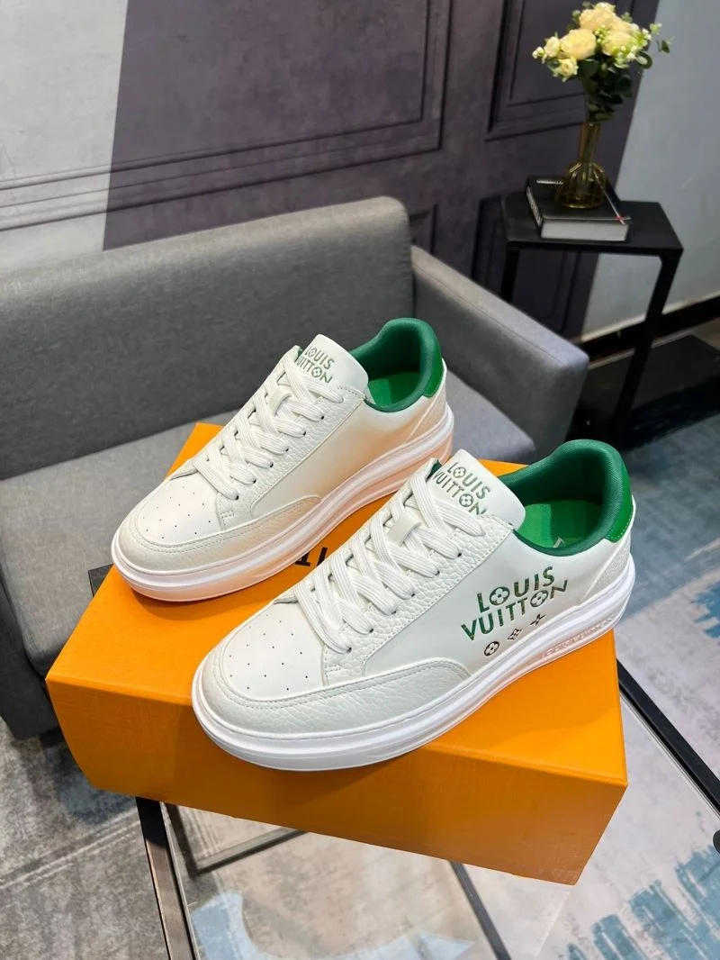 Louis Vuitton Low Shoes Sporty 32780