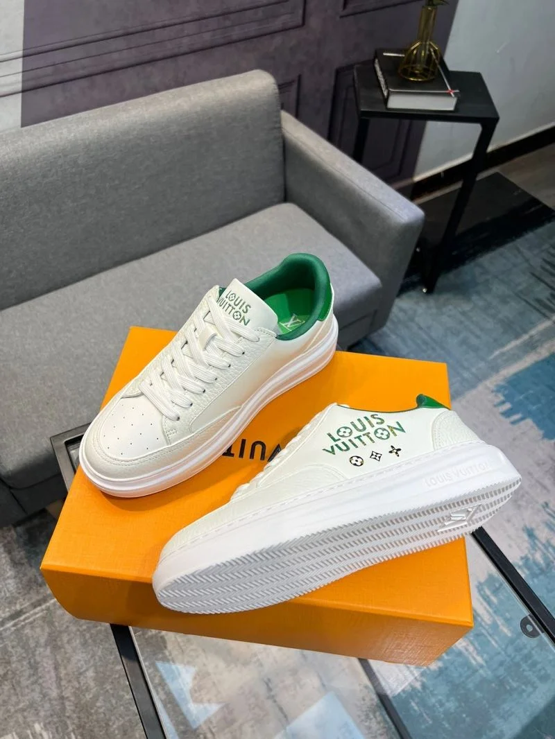 Louis Vuitton Low Shoes Sporty 32780