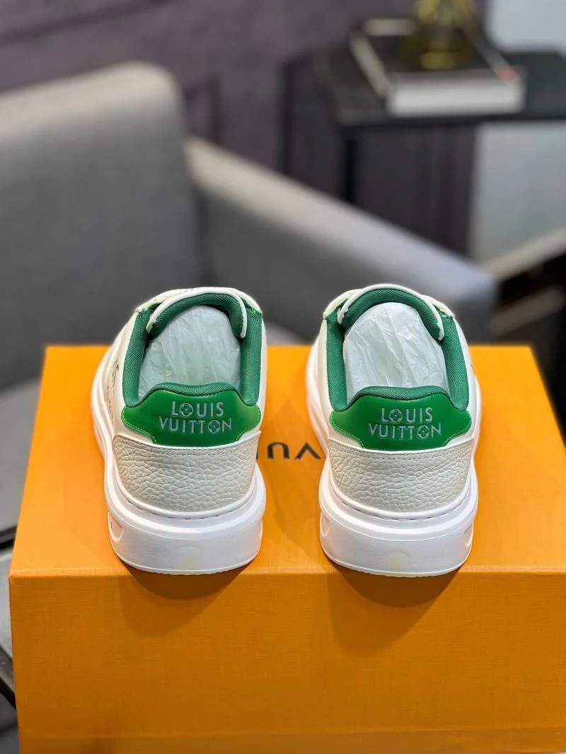 Louis Vuitton Low Shoes Sporty 32780