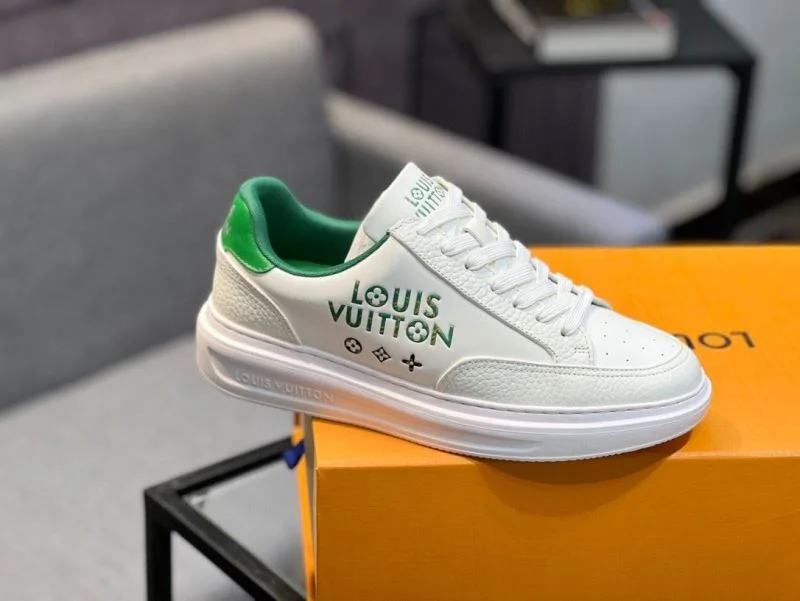 Louis Vuitton Low Shoes Sporty 32780