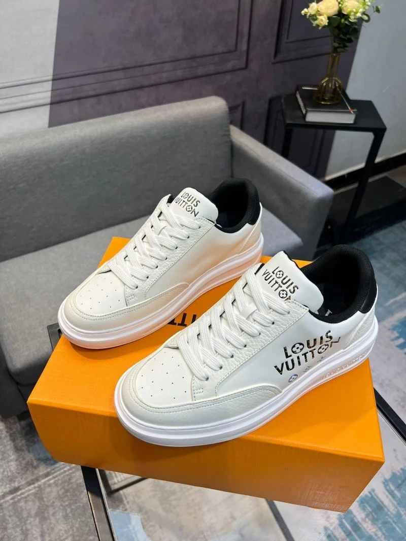 Louis Vuitton Low Shoes Attractive 32778