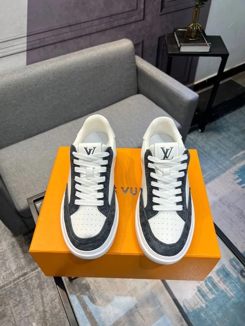 Stretchable Louis Vuitton Low Shoes 32759