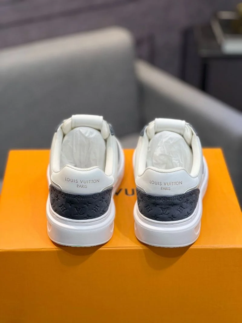 Stretchable Louis Vuitton Low Shoes 32759