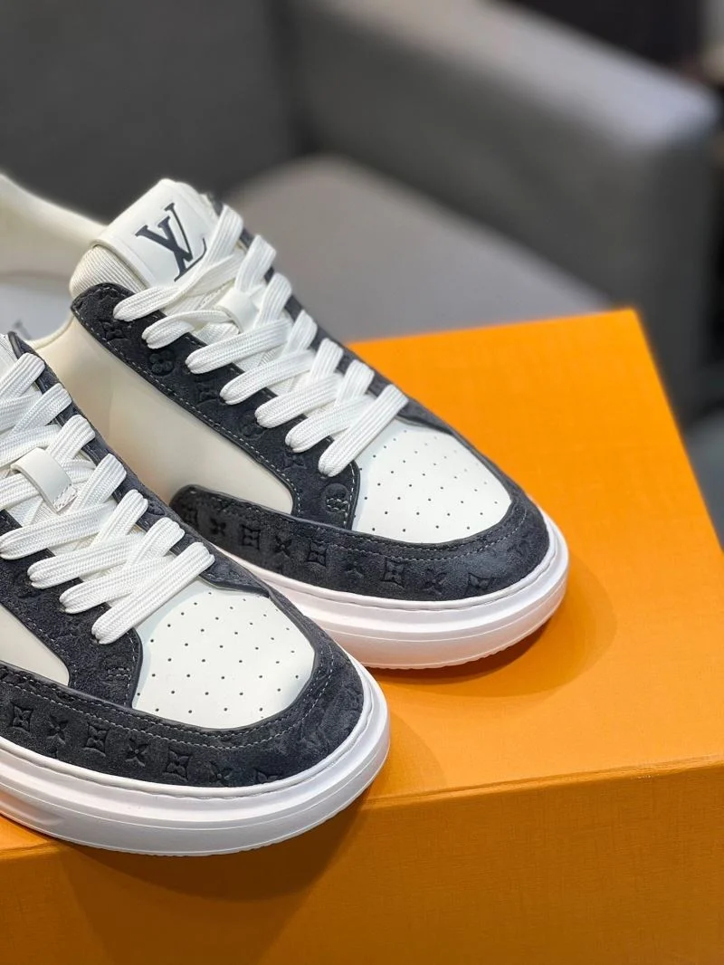 Stretchable Louis Vuitton Low Shoes 32759