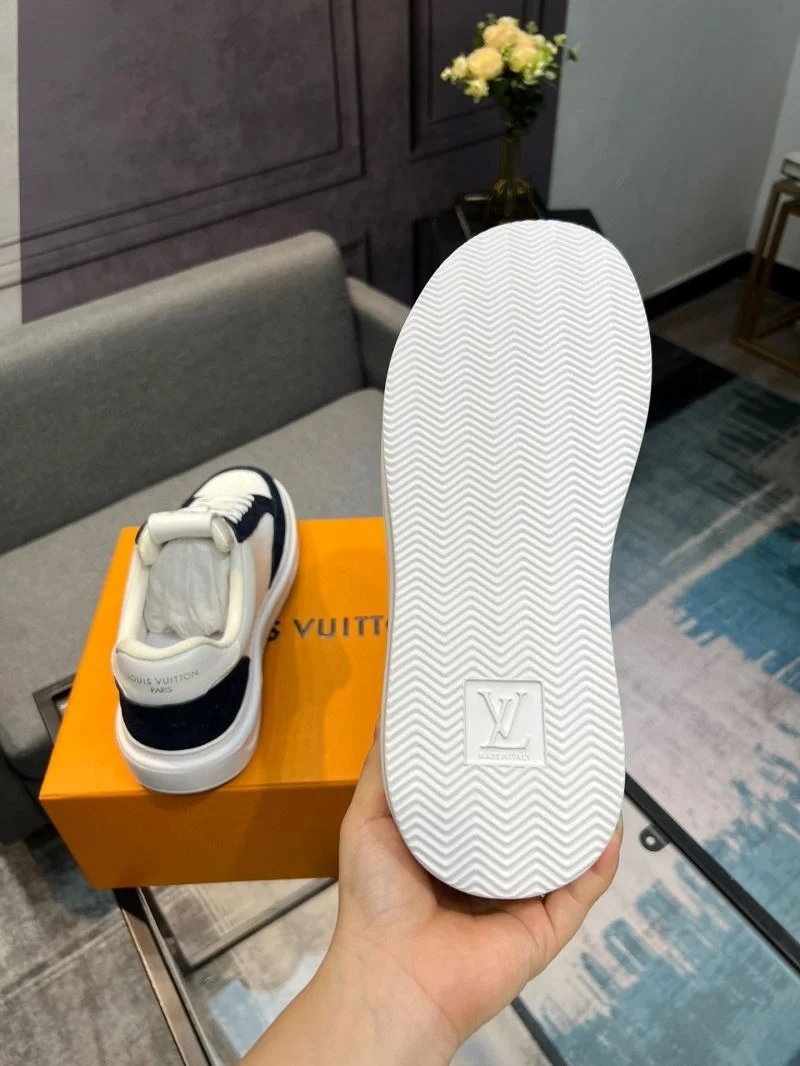 Louis Vuitton Low Shoes Compact 32753