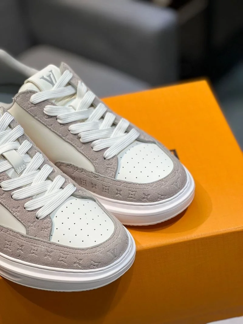 Minimalist Louis Vuitton Low Shoes 32754