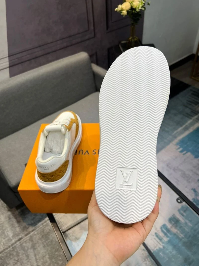 Louis Vuitton Low Shoes Trendsetting 32749