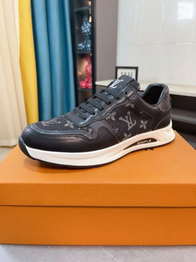 ComfortFit Louis Vuitton Low Shoes 32748