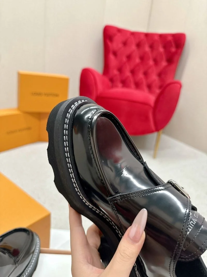 FreshLook Louis Vuitton Low Shoes 33334