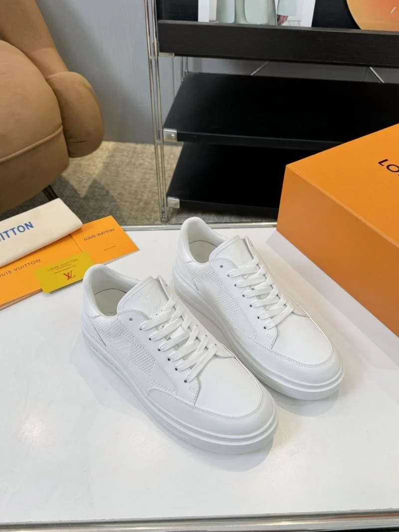 Louis Vuitton Low Shoes ModernLook 33340