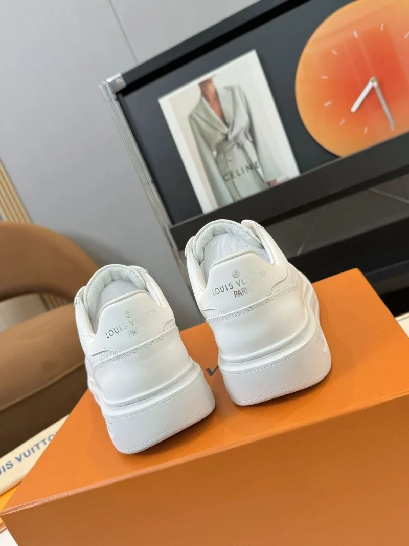 Louis Vuitton Low Shoes ModernLook 33340