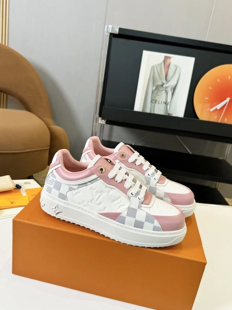 Contemporary Louis Vuitton Low Shoes 33341
