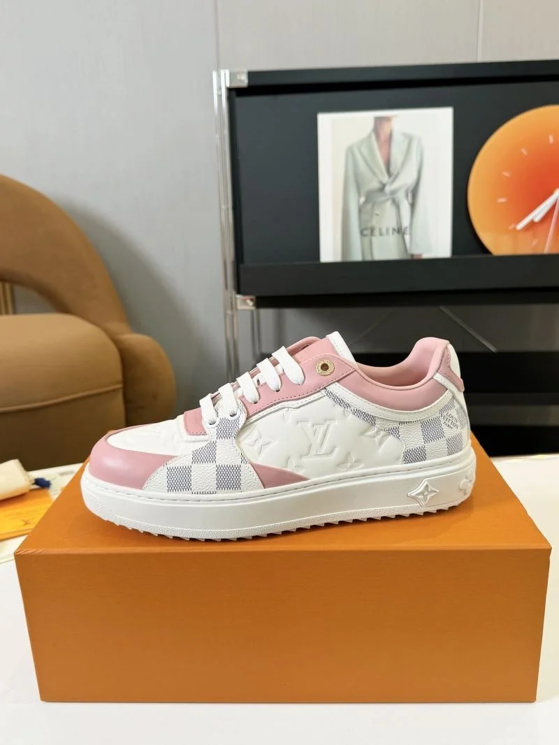 Contemporary Louis Vuitton Low Shoes 33341