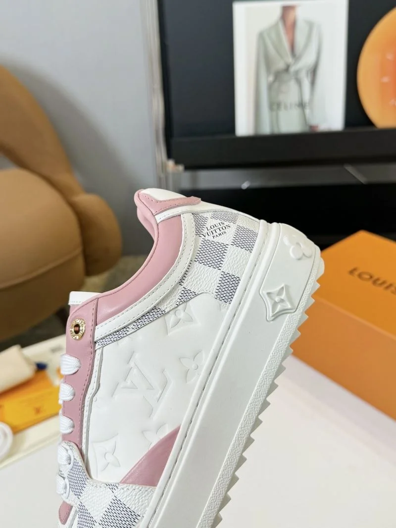 Contemporary Louis Vuitton Low Shoes 33341