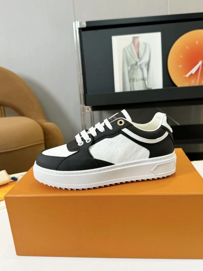 Trendy Louis Vuitton Low Shoes 33339