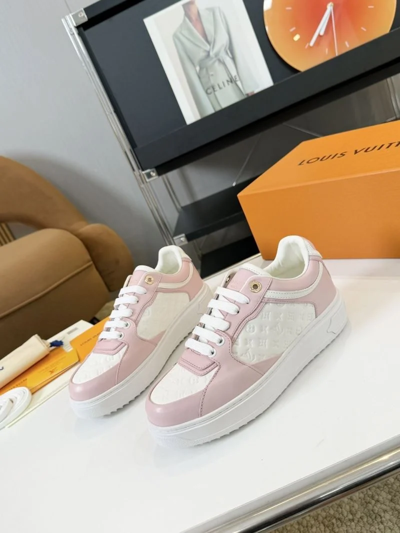 TravelReady Louis Vuitton Low Shoes 33352